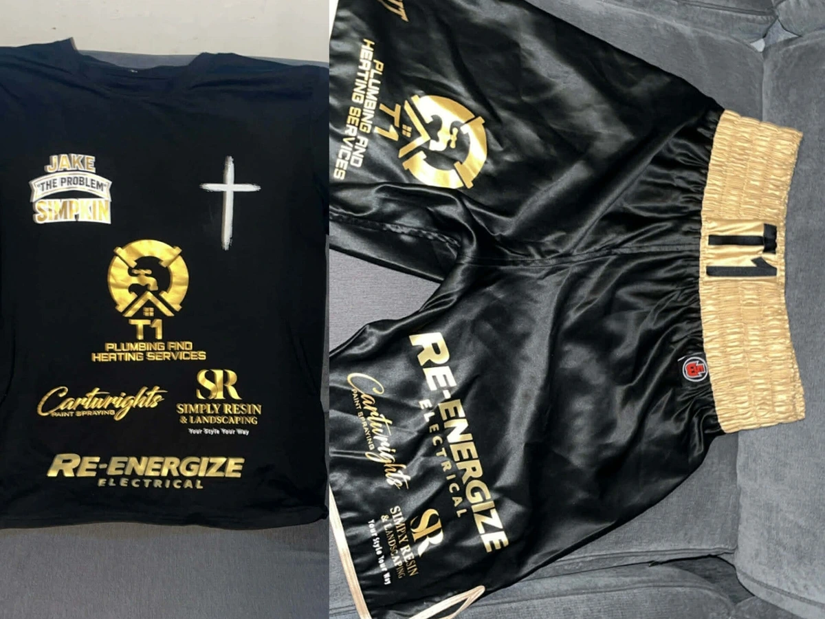 Jake Simpkin’s ring-walk t-shirt and boxing shorts, both carrying the Re-energize Electrical logo